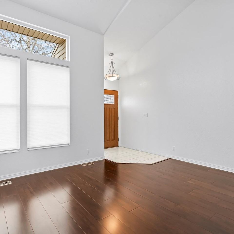 9763 S Sitzmark Dr - Photo 2 of 28