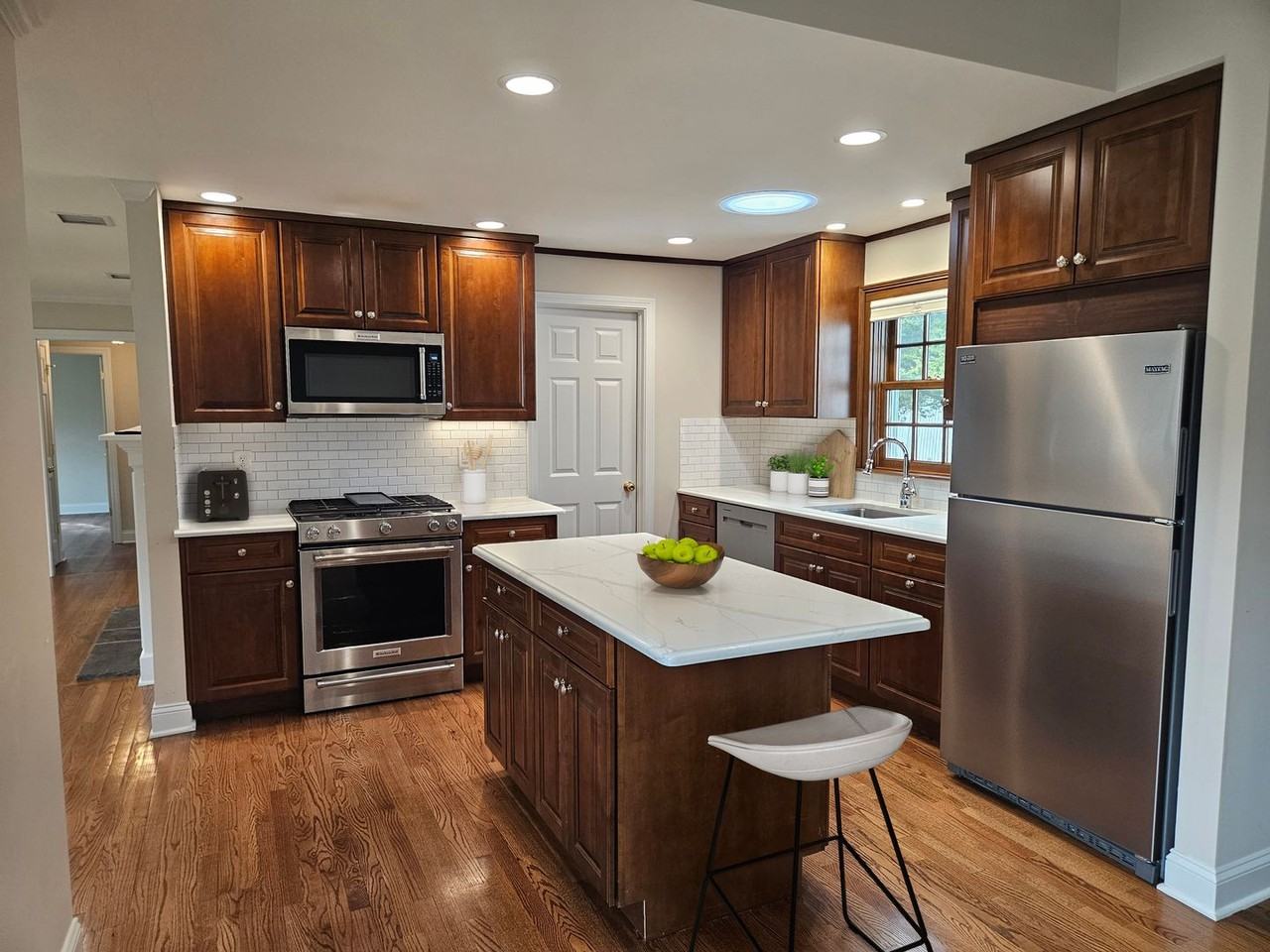 7 Sunset Rd - Photo 2 of 5