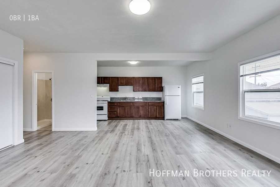 1452 36th Ave #308 - Photo 3 of 11