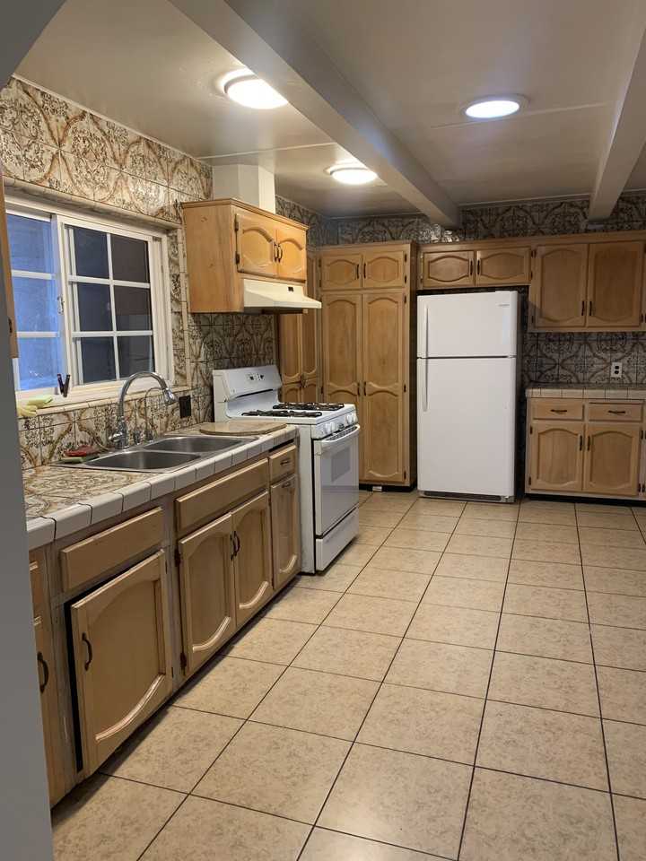 2351 Smythe Ave #NA - Photo 3 of 5