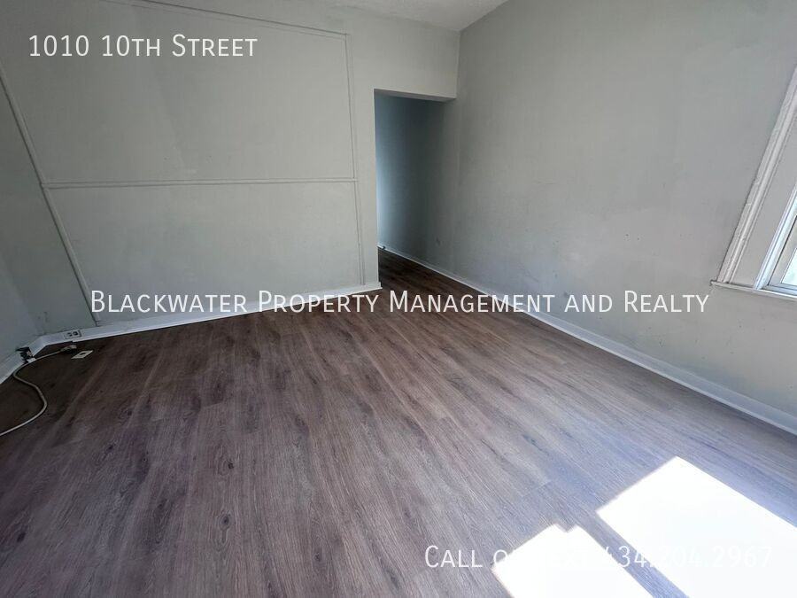 1010 10th St - Photo 2 of 6