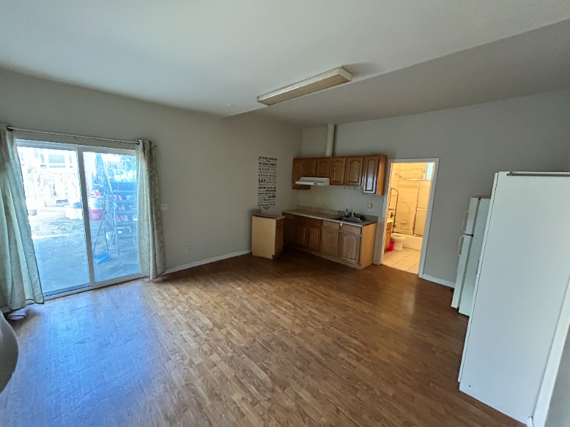 180 Leland Ave - Photo 2 of 6