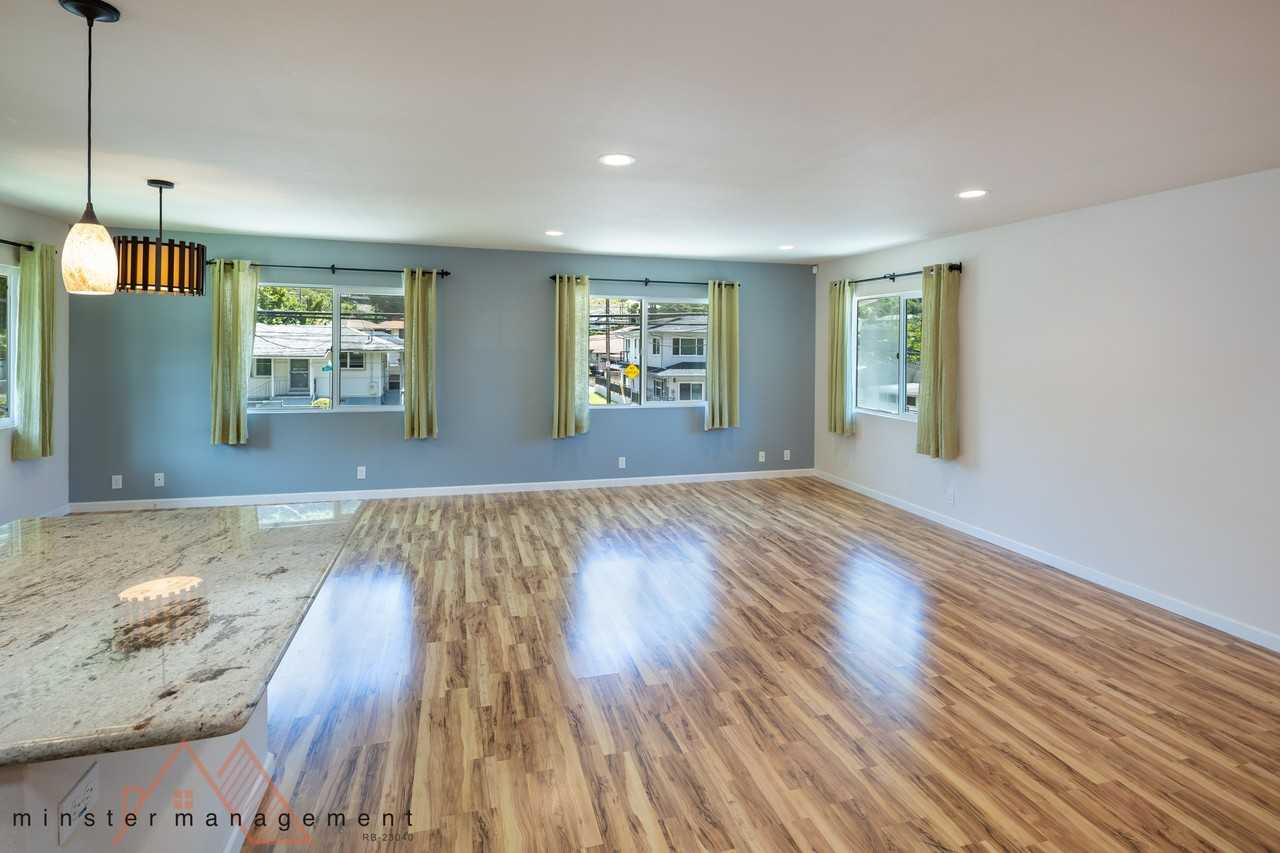 10TH38 - 10th Ave - Photo 3 of 14