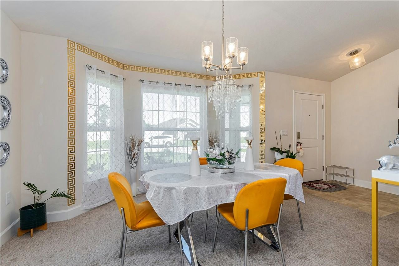 644 Hudson Valley Drive - Photo 6 of 22