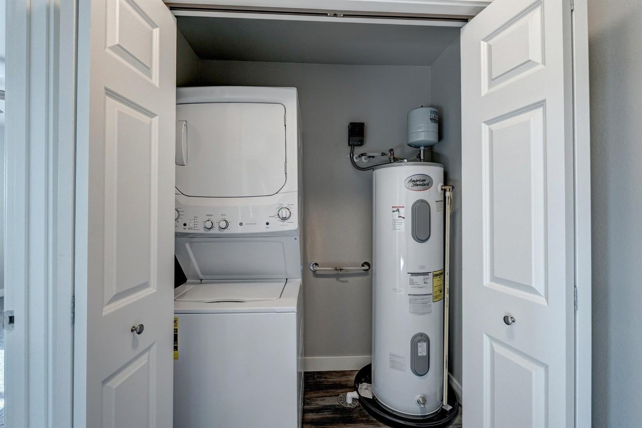 4821 5th Street - Photo 5 of 11