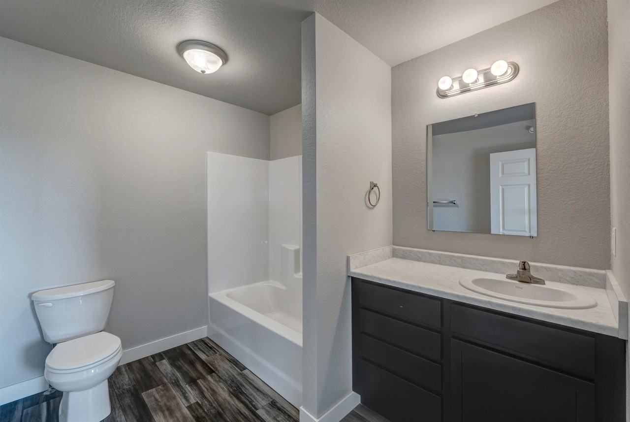 4821 5th Street - Photo 6 of 11