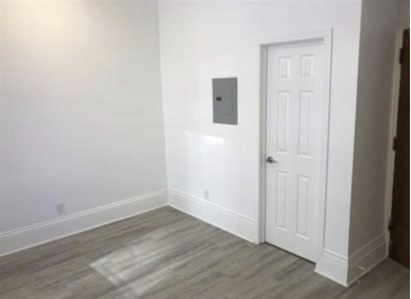 379 Cooper Street - Photo 2 of 30