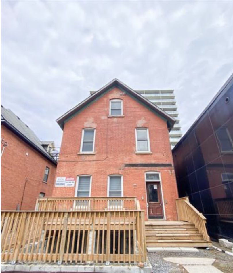 379 Cooper Street - Photo 6 of 30