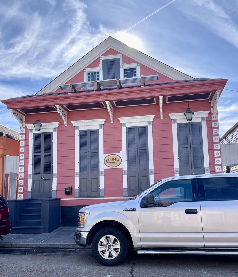 914 Saint Ann Street - Photo 2 of 13