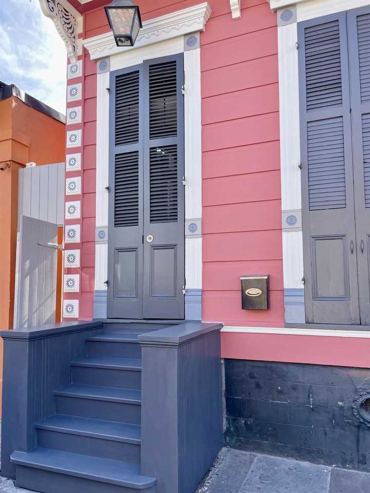 914 Saint Ann Street - Photo 4 of 13