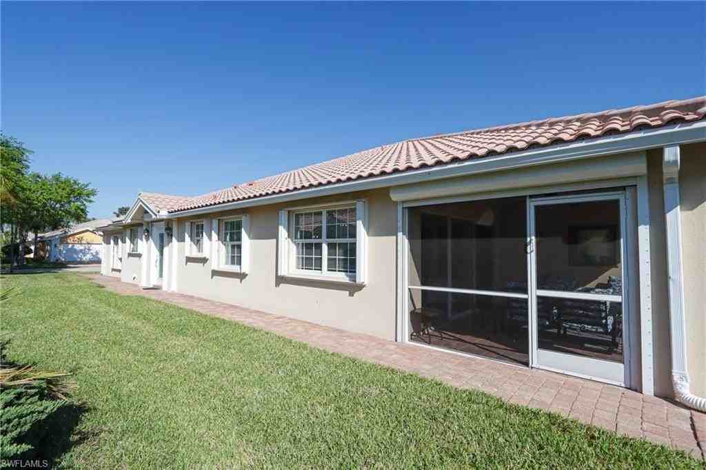 28983 Vermillion Ln - Photo 3 of 20