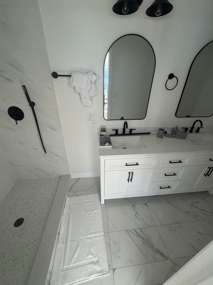 September Drive - Photo 4 of 17