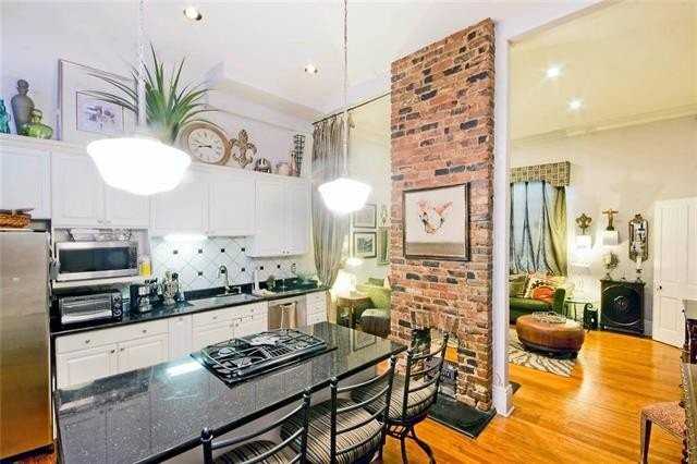 822 Governor Nicholls St #2 - Photo 5 of 10