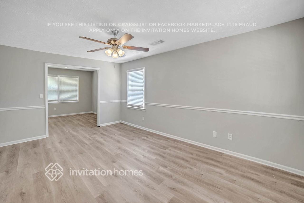 568 Patterson Rd - Photo 2 of 24