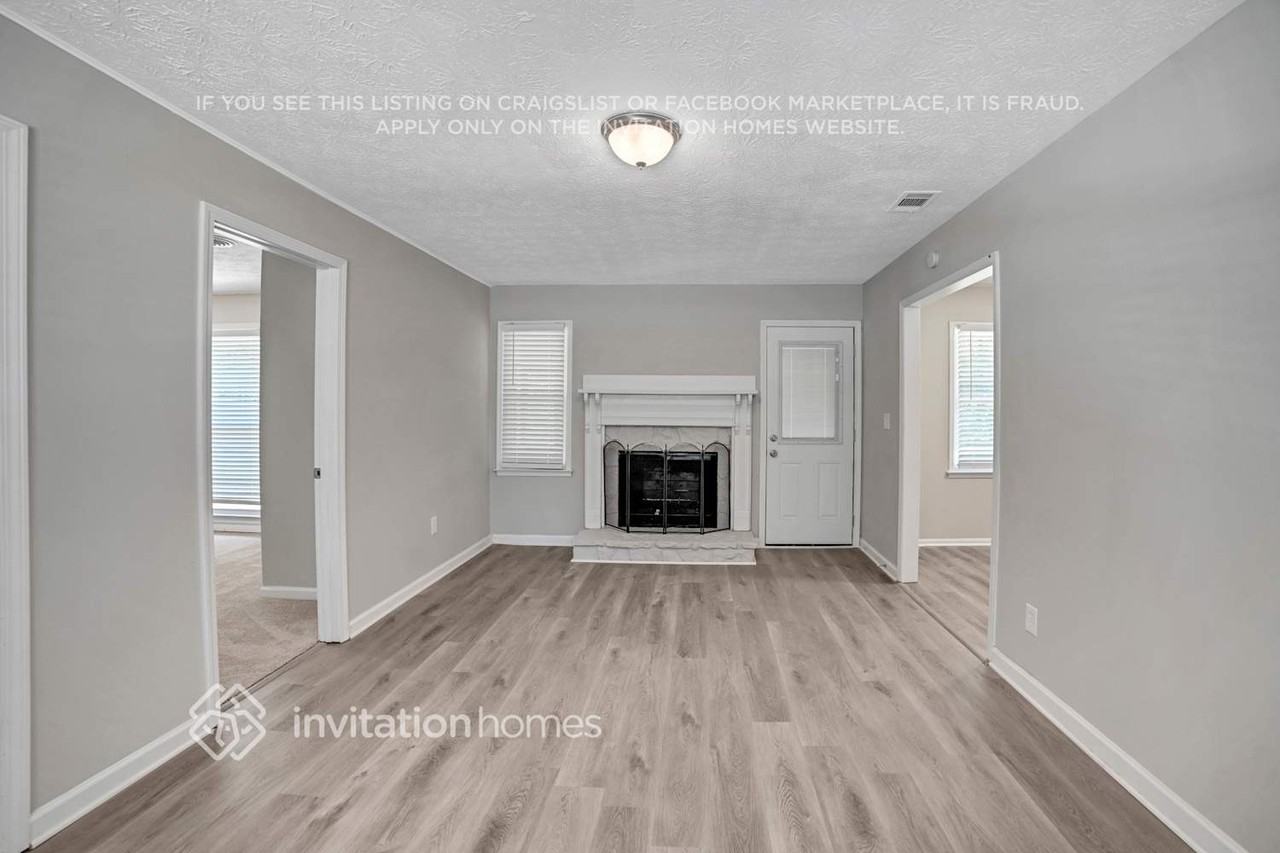 568 Patterson Rd - Photo 6 of 24