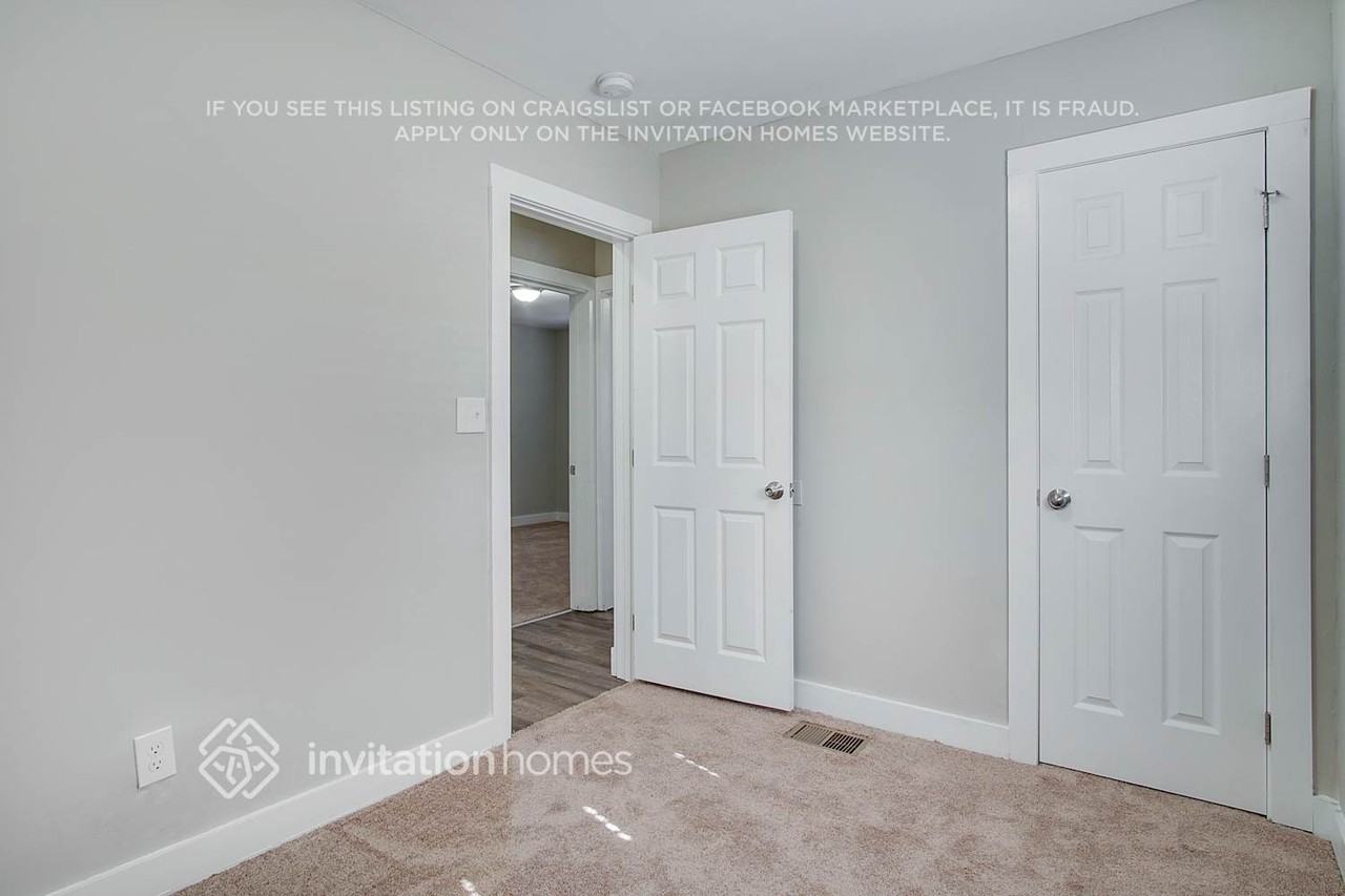 1847 Rosewood Rd - Photo 6 of 18