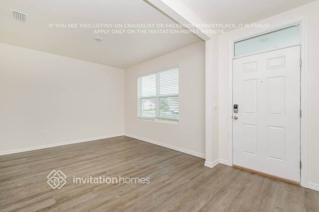 7732 Harbor Moor Dr - Photo 5 of 20
