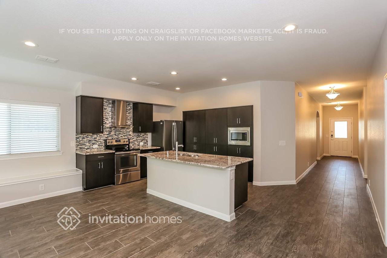 12012 Briaredge St - Photo 6 of 16