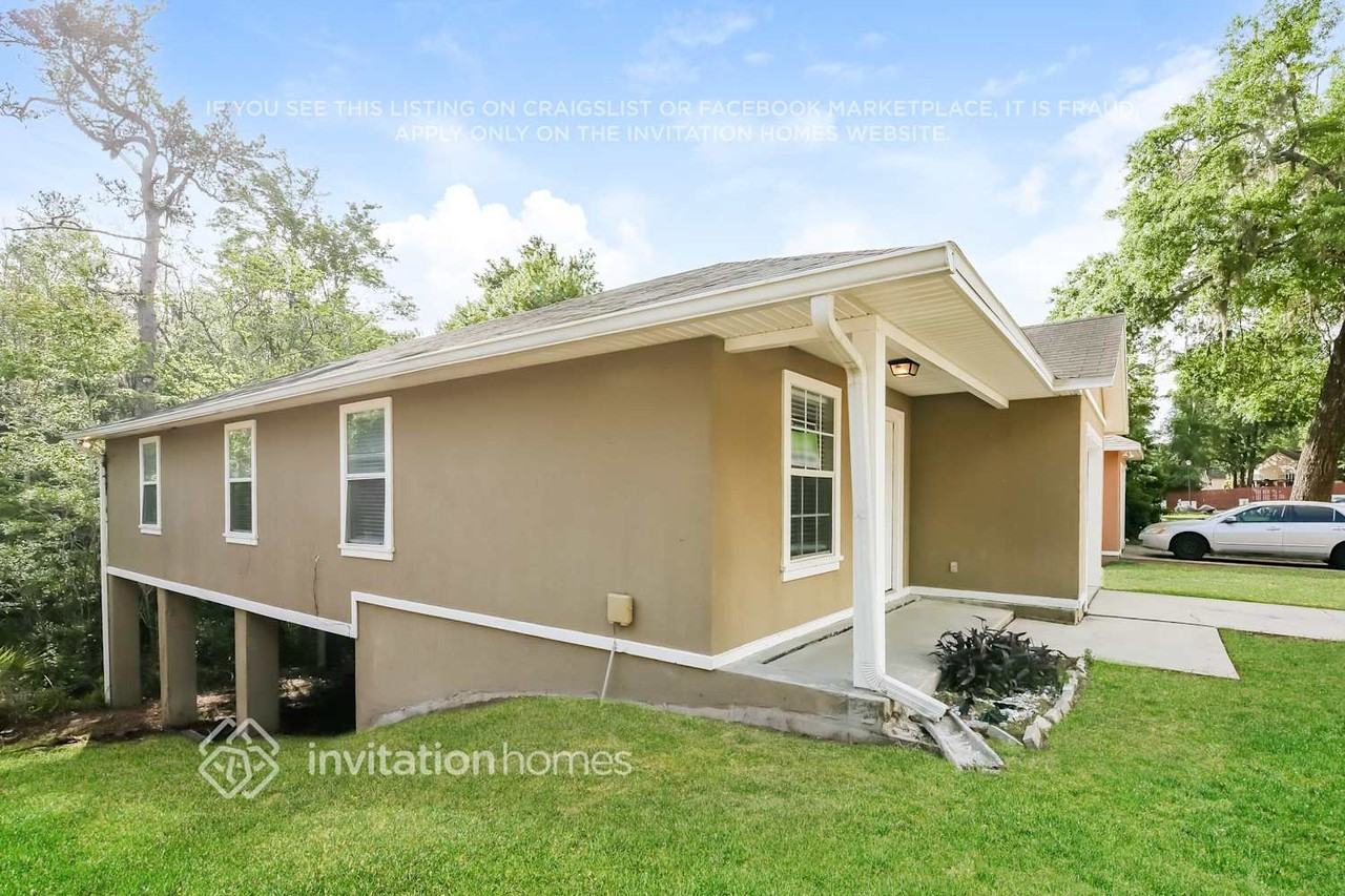 1237 Homard Pl - Photo 3 of 17