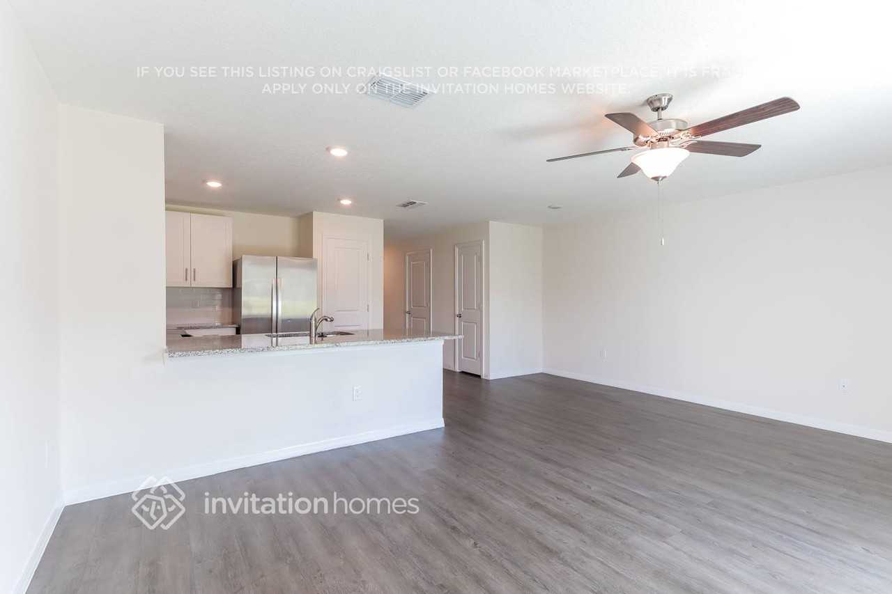 3686 Fulton Ferry Ln - Photo 7 of 19