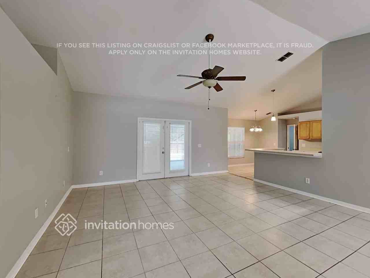 114 Secluded Oak Ct - Photo 3 of 19