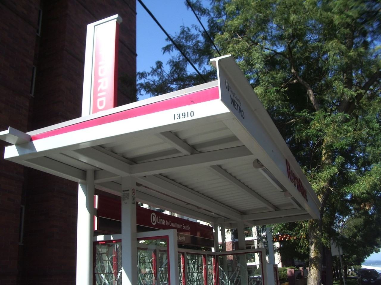 Betty May Apartments - Photo 4 of 18