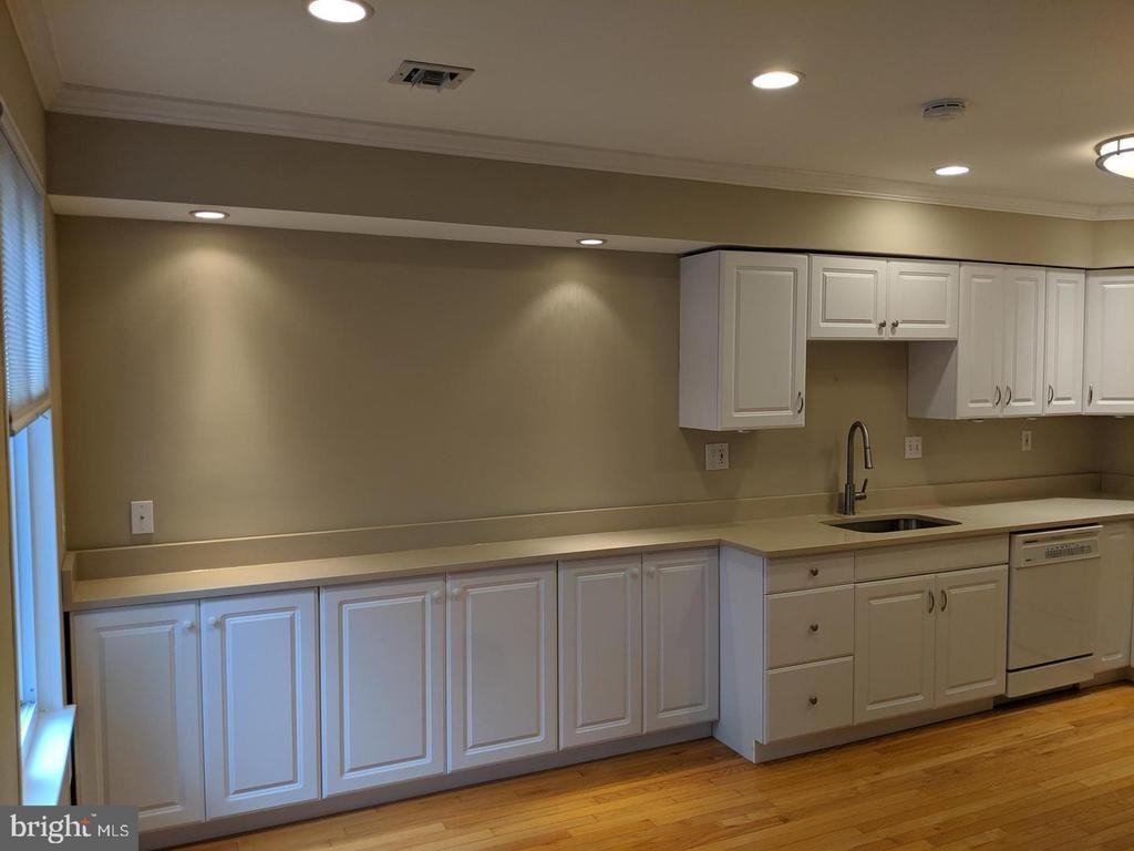 2 Aspen Way ##24 - Photo 3 of 19