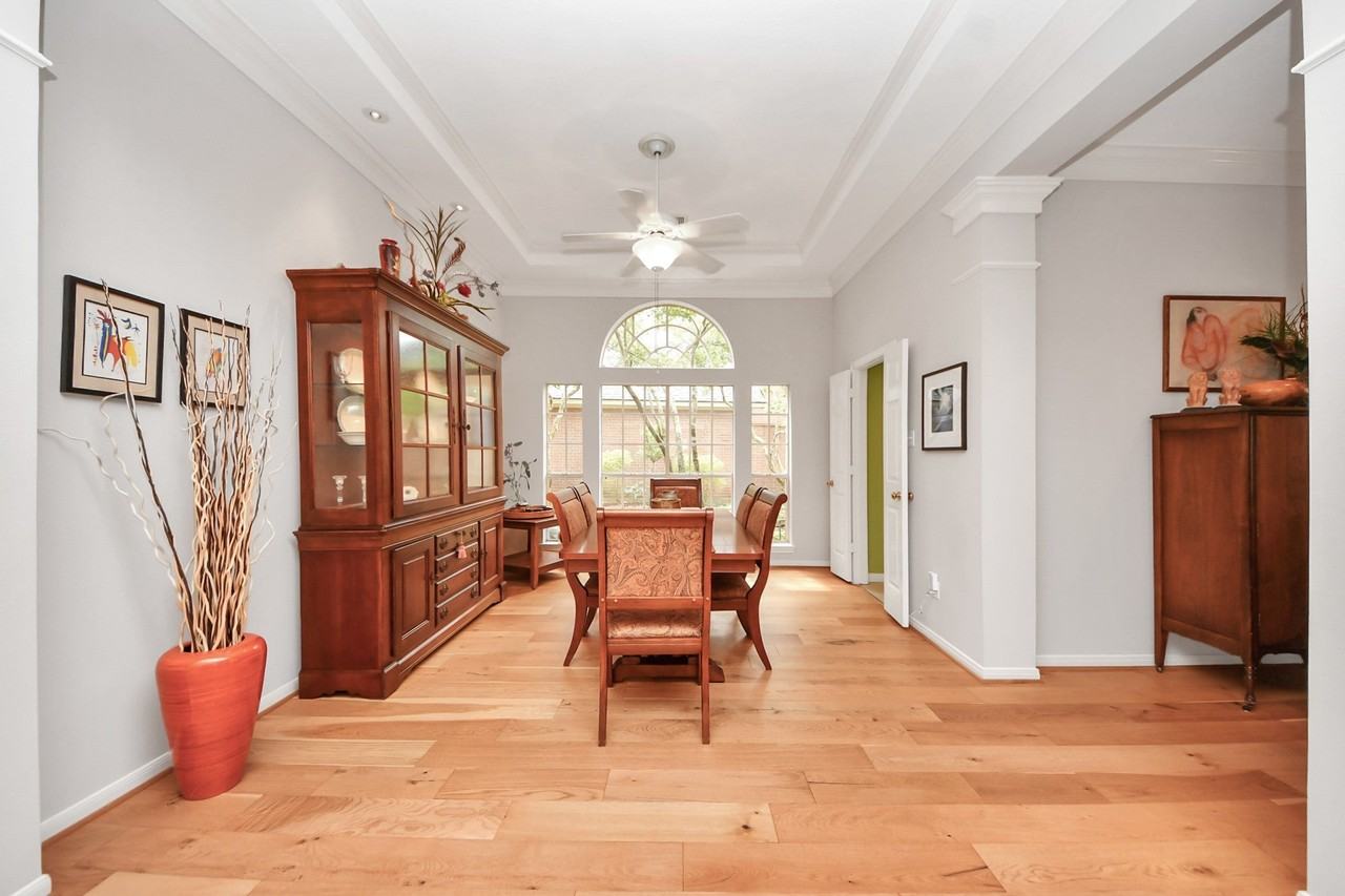 19 Wild Meadow Ct - Photo 7 of 40