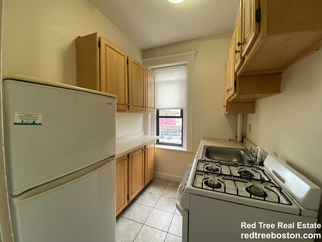 1152 Commonwealth Ave #43 - Photo 2 of 13