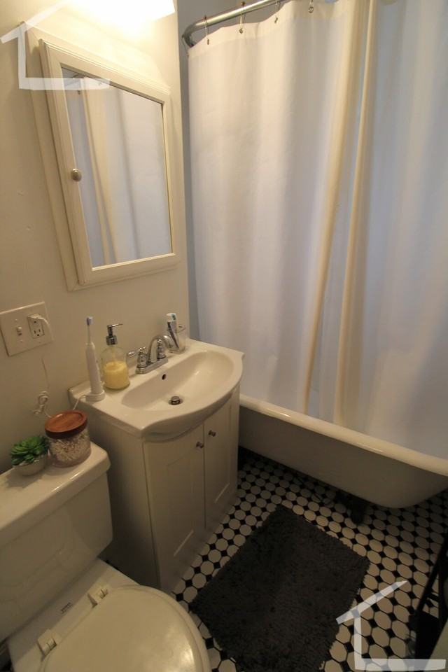 Brainerd Rd #3 - Photo 2 of 9