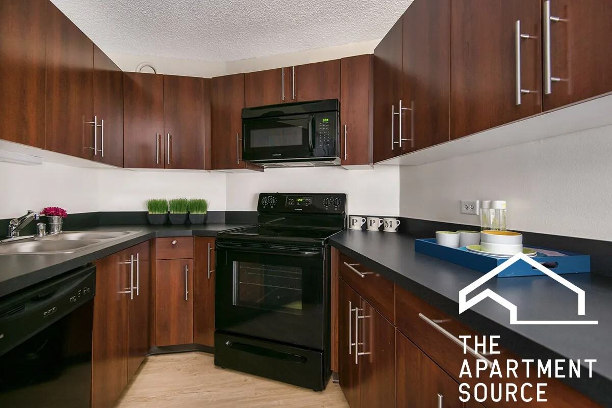 1120 N La Salle Dr #7N - Photo 3 of 28