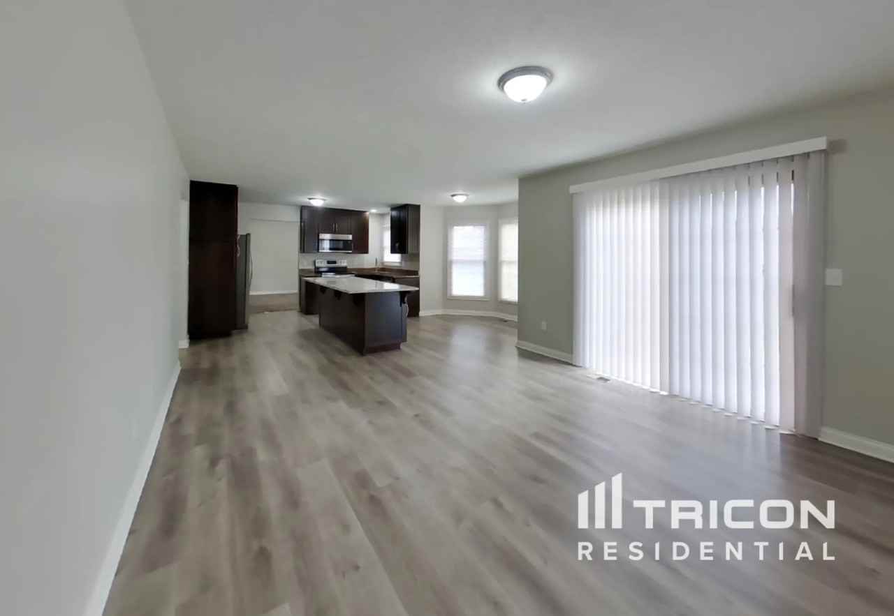 3731 3731 Cheyenne Court Columbus IN - Photo 2 of 20