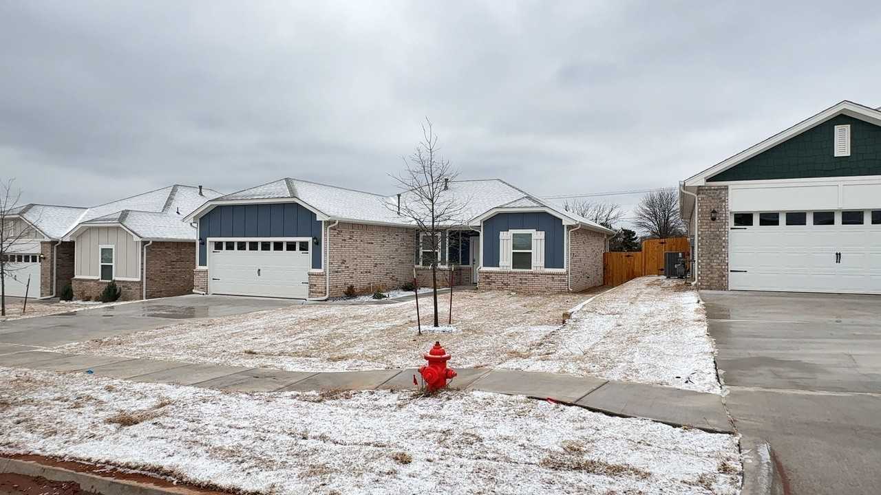 4308 Ne 123rd St - Photo 3 of 34