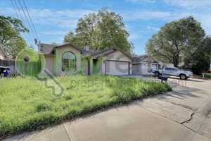 featured image of 2624 Walnut Ave