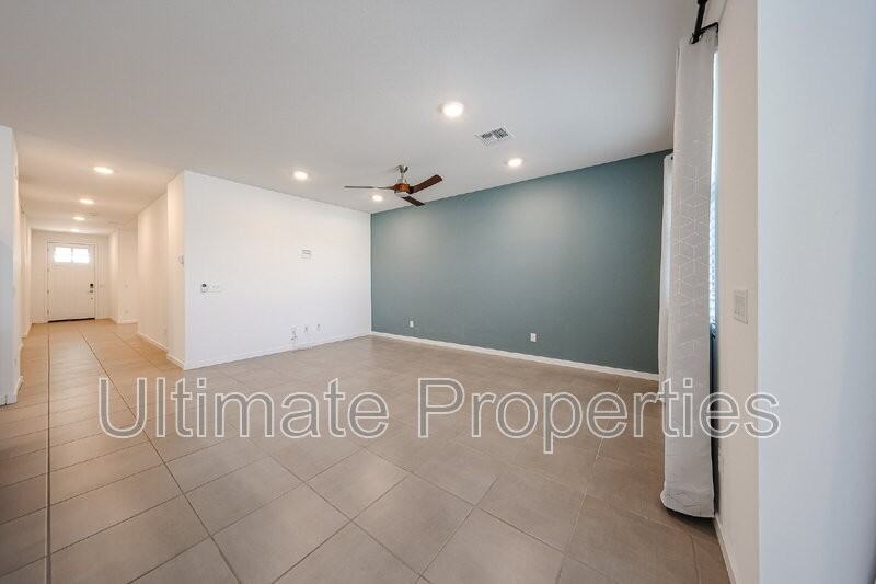 14466 W Hackamore Dr - Photo 4 of 26