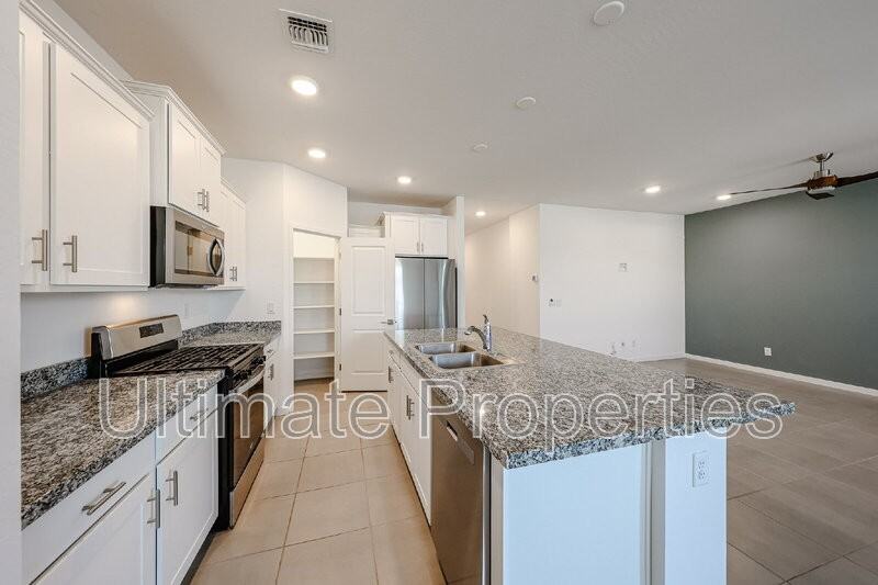 14466 W Hackamore Dr - Photo 7 of 26
