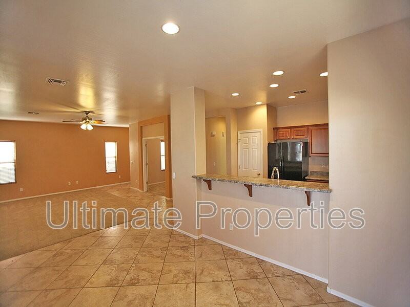 17572 W Lundberg St - Photo 5 of 16