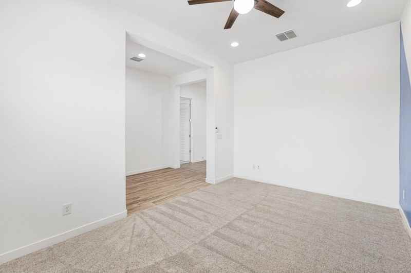 4019 W Piedmont Rd - Photo 7 of 33