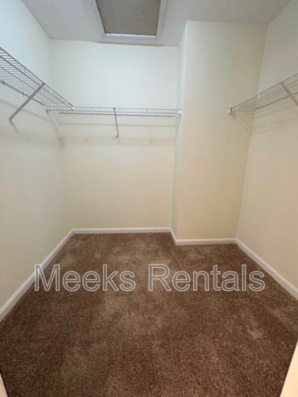 412 Fletcher Rd #5 - Photo 4 of 11