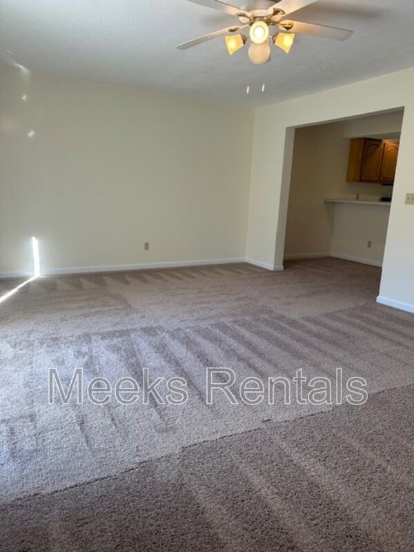 412 Fletcher Rd #5 - Photo 5 of 11