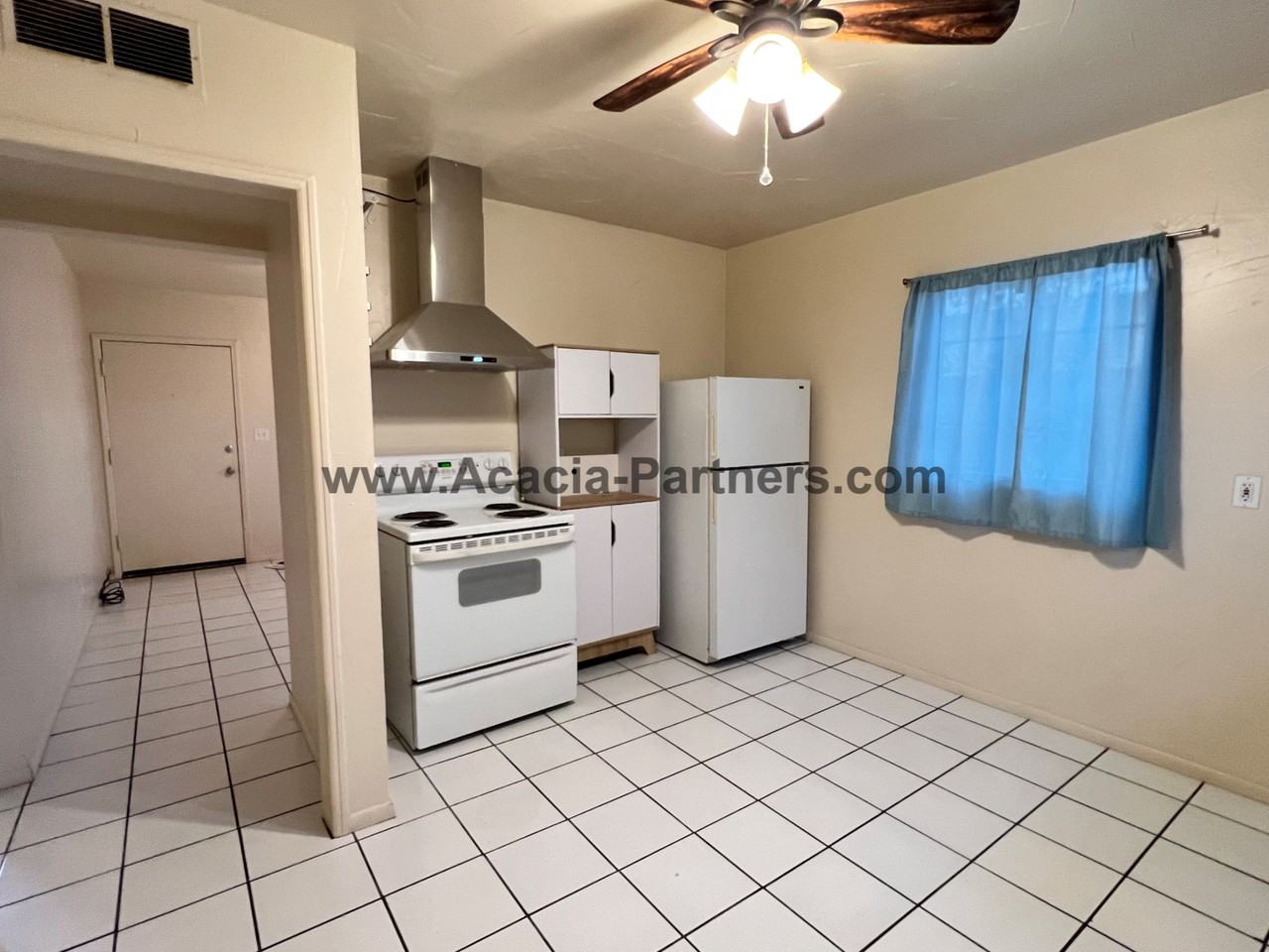 1412 N Euclid Ave - Photo 5 of 10