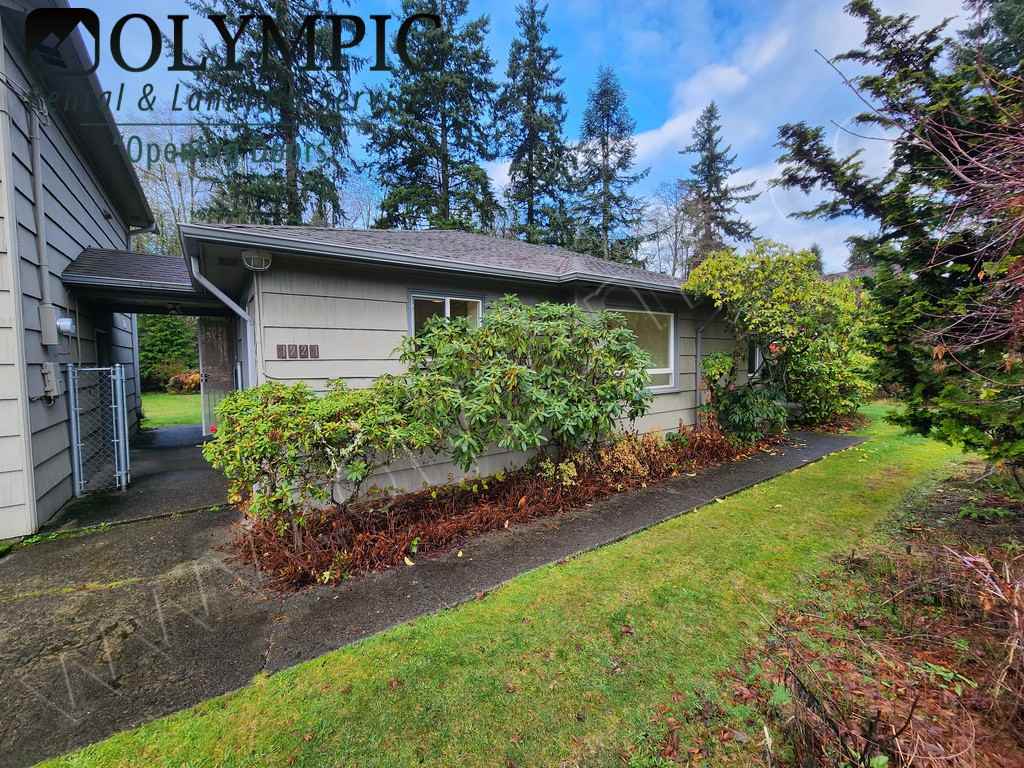 1221 Bing St Nw - Photo 3 of 22