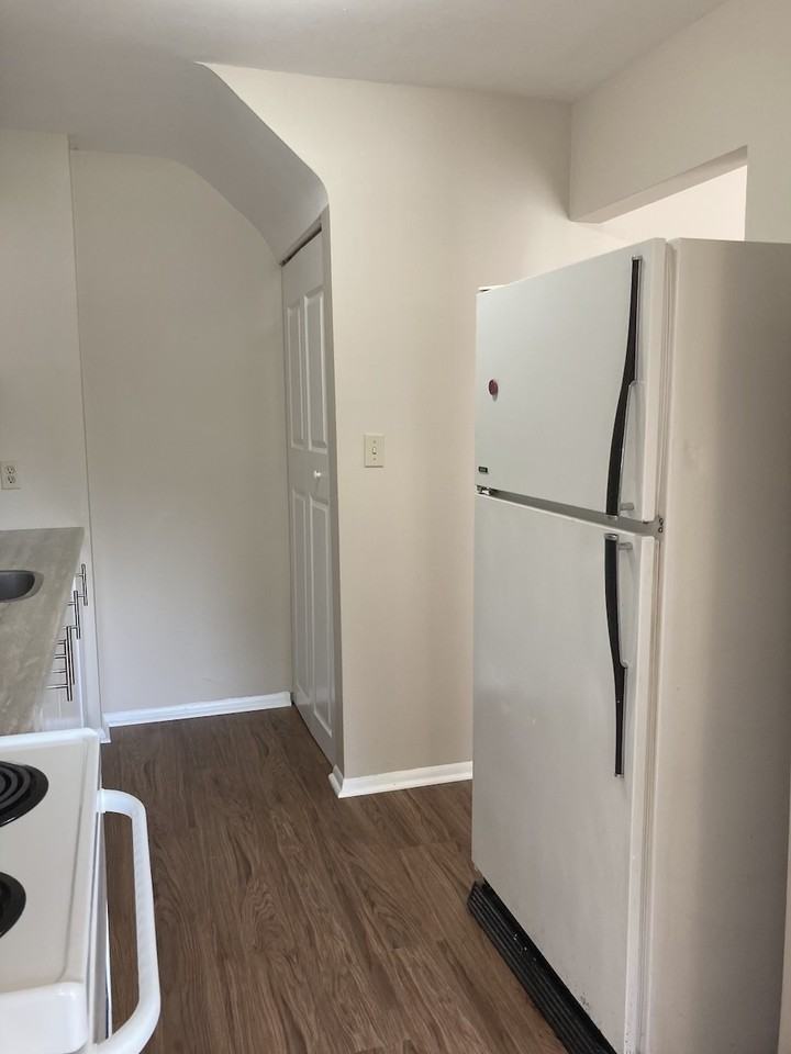 1701 Columbia Crt - Photo 7 of 20