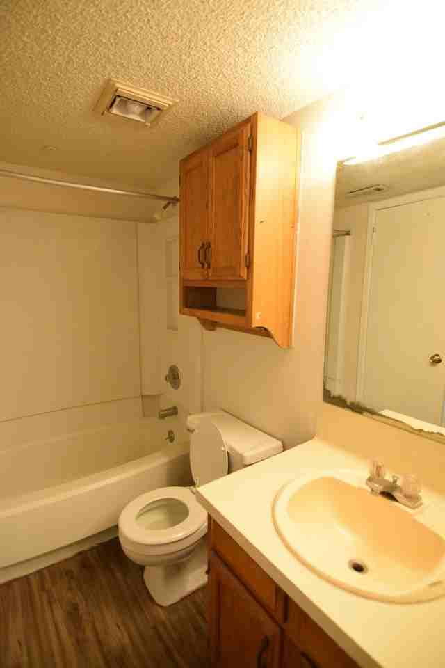 1610 Kelly Dr - Photo 2 of 14