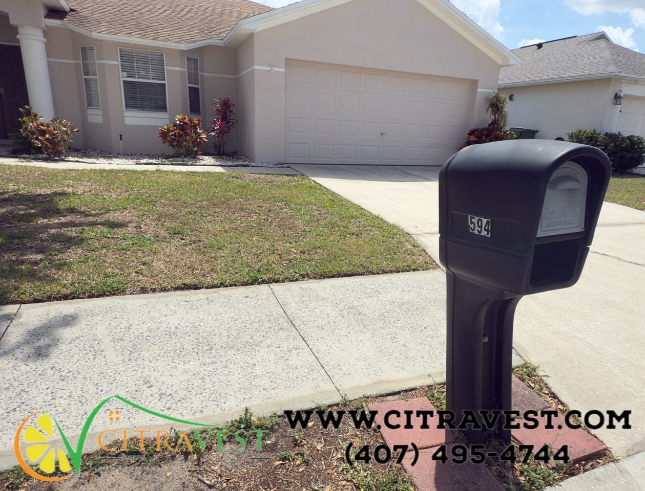 594 Terranova Cir - Photo 2 of 17