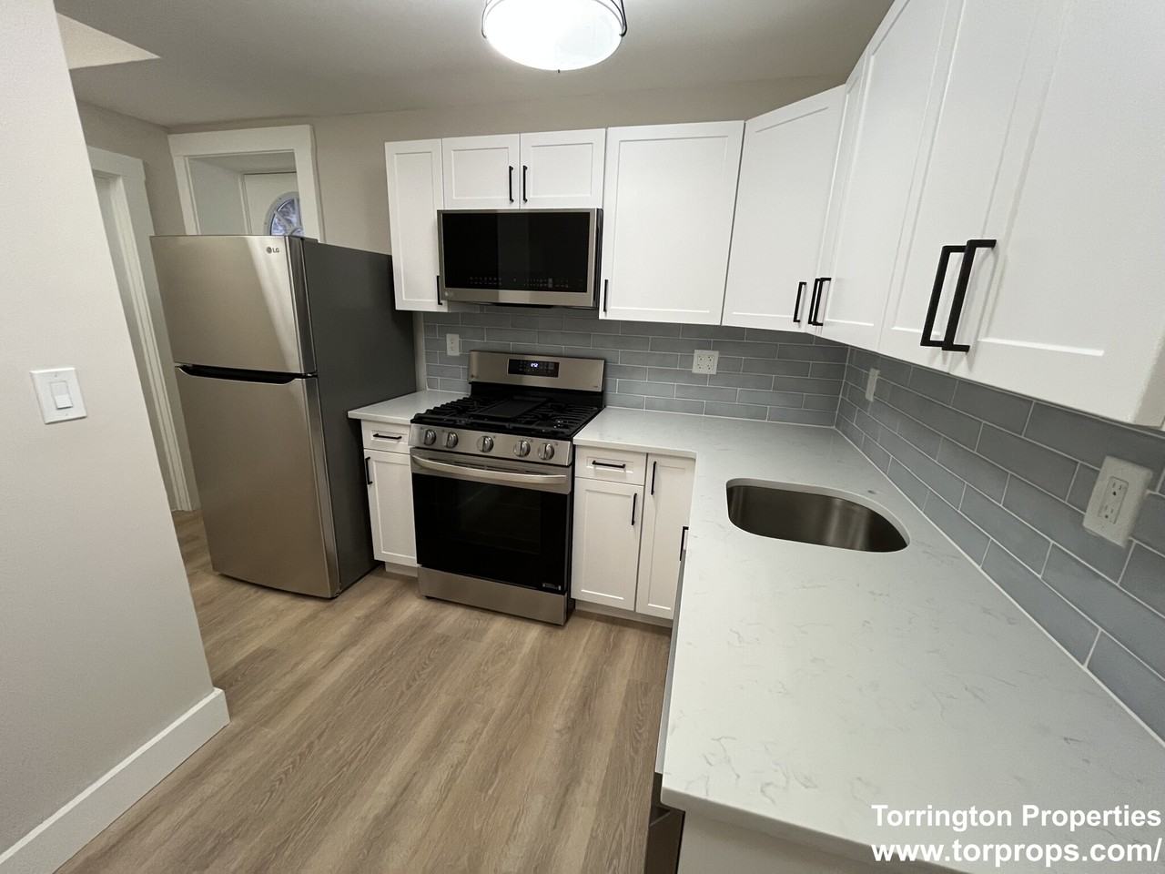 17 M St #B - Photo 6 of 13