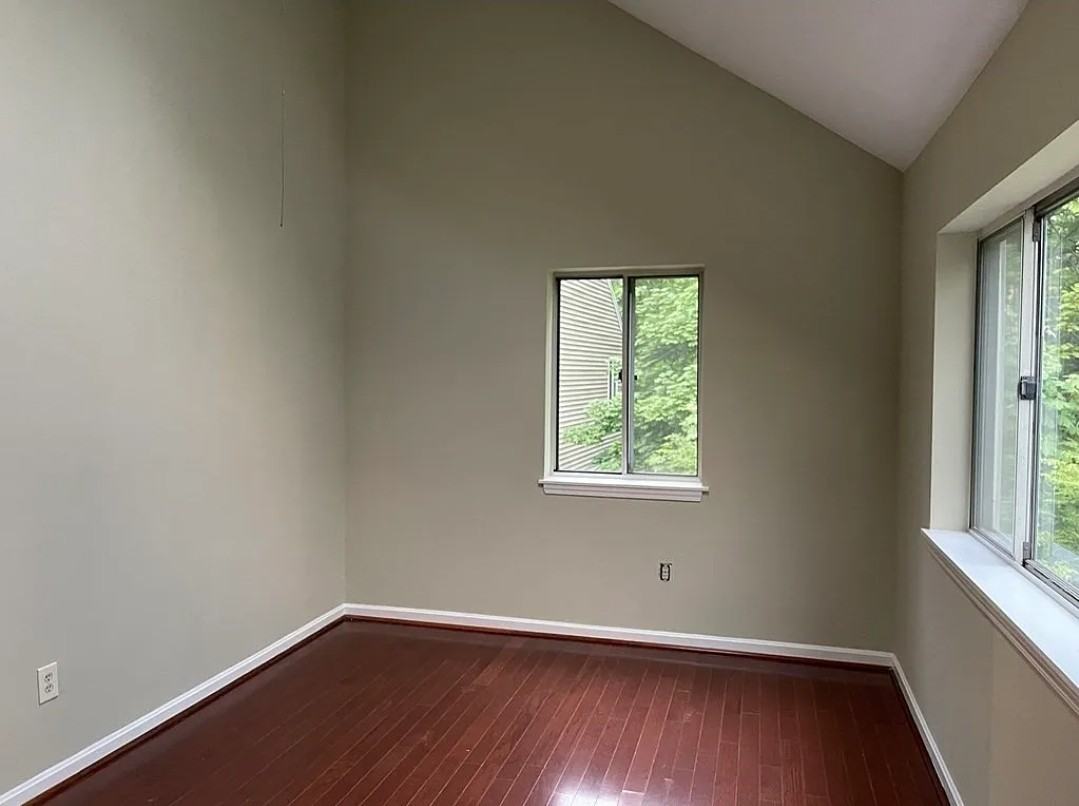 1278 Washington St #A - Photo 3 of 6