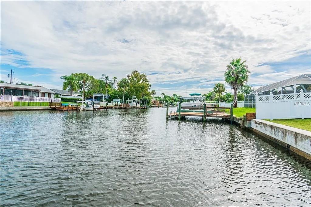 8723 Elmwood Ln #NA - Photo 3 of 23