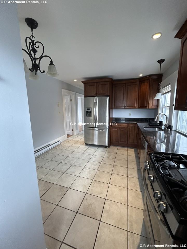 11 Luke Rd - Photo 2 of 7