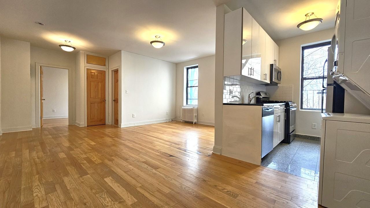 282 Cabrini Blvd #1A